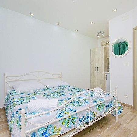 Apartments Rina Split Extérieur photo